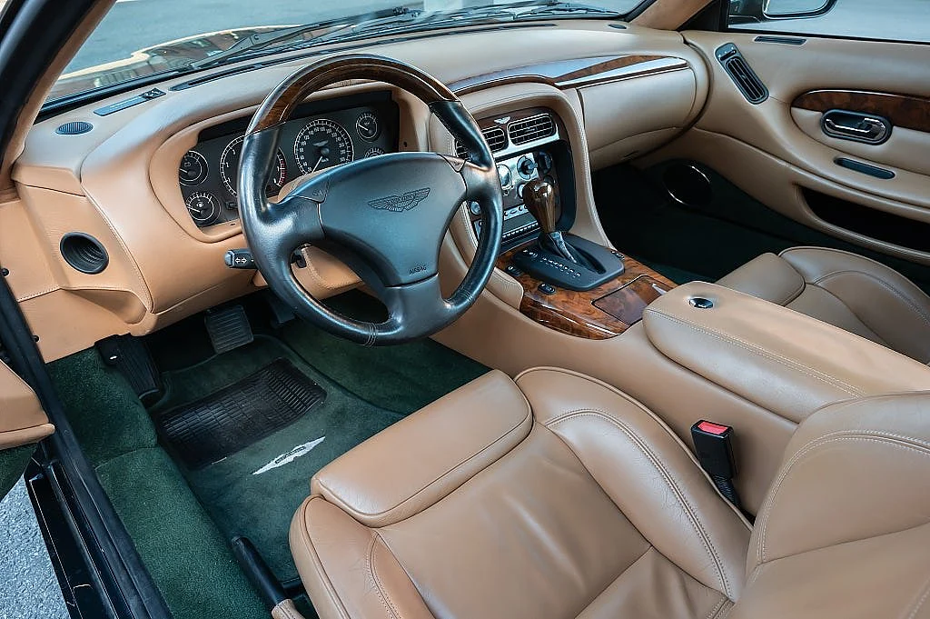 Bild von 2003 Aston Martin DB7 (20)
