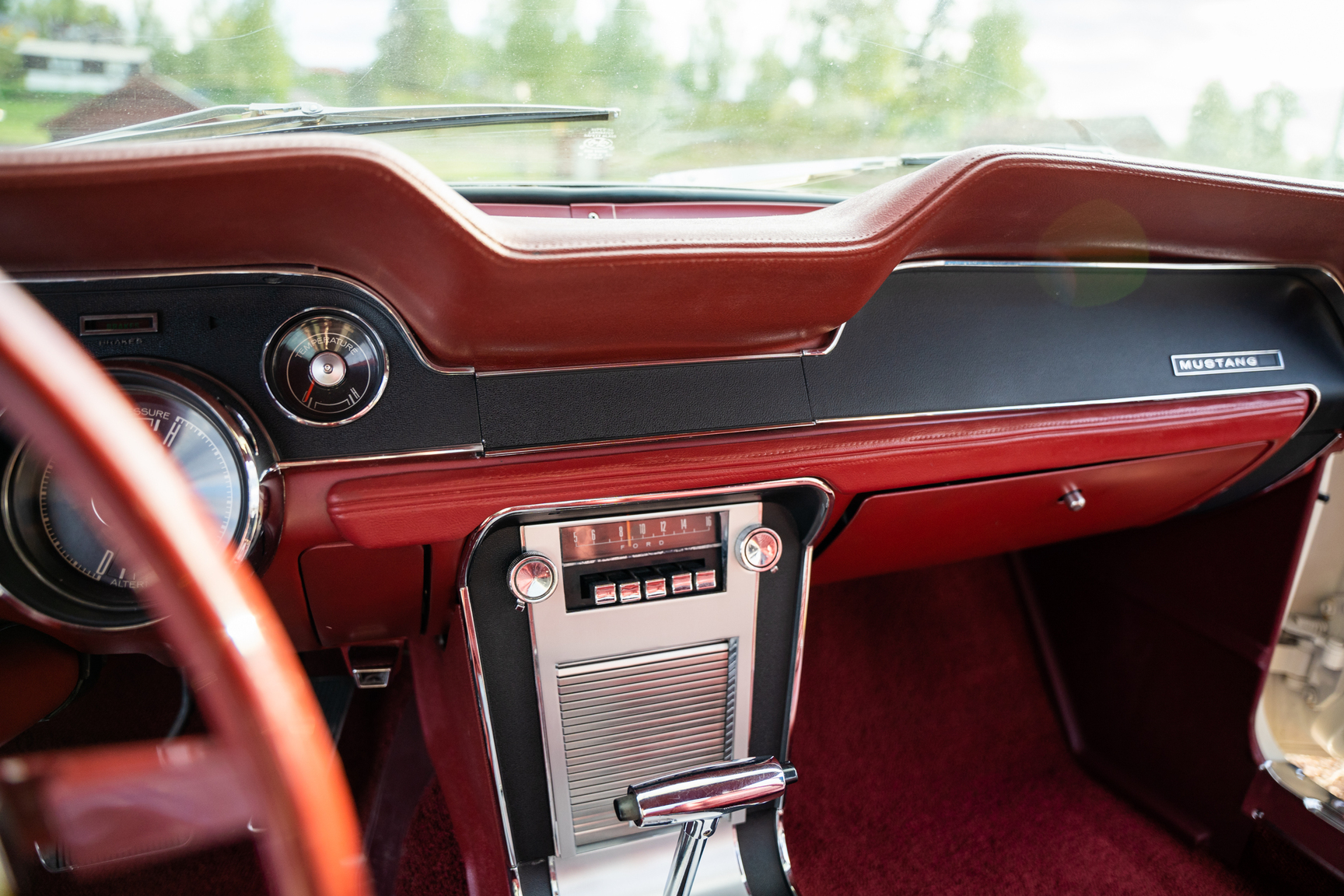 Interior image of 1967 Ford Mustang Fastback (23)