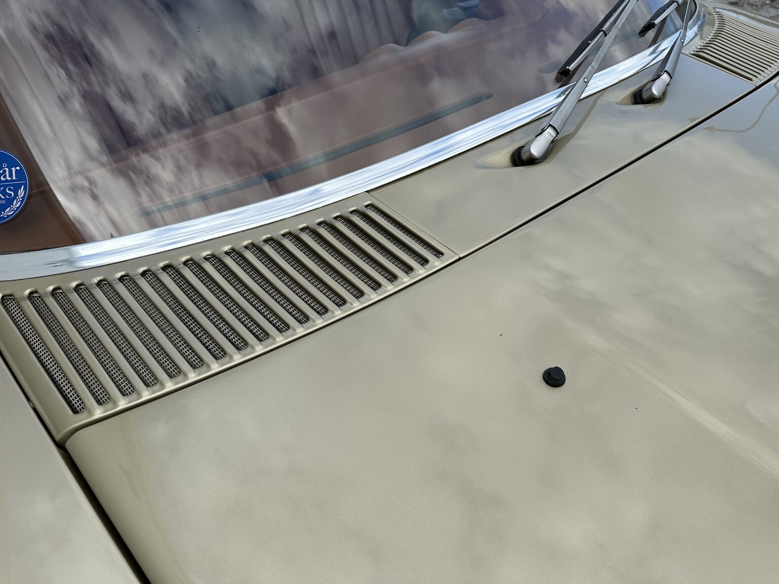 Exteriörbild på 1974 Mercedes benz 450 SL