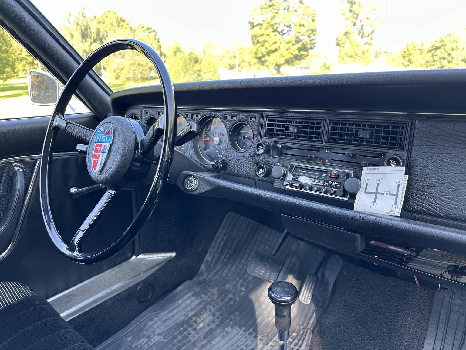 Interior image of 1975 NSU RO 80 (28)