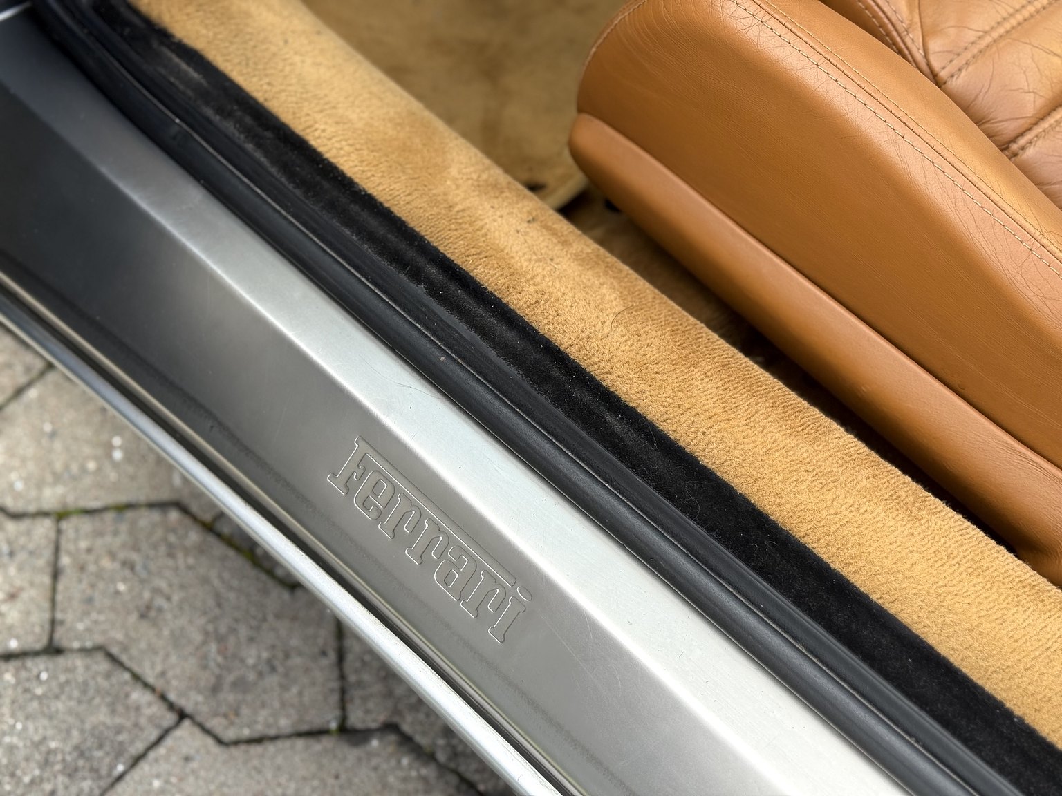 Innenraumfoto von 2001 Ferrari 360 Spider