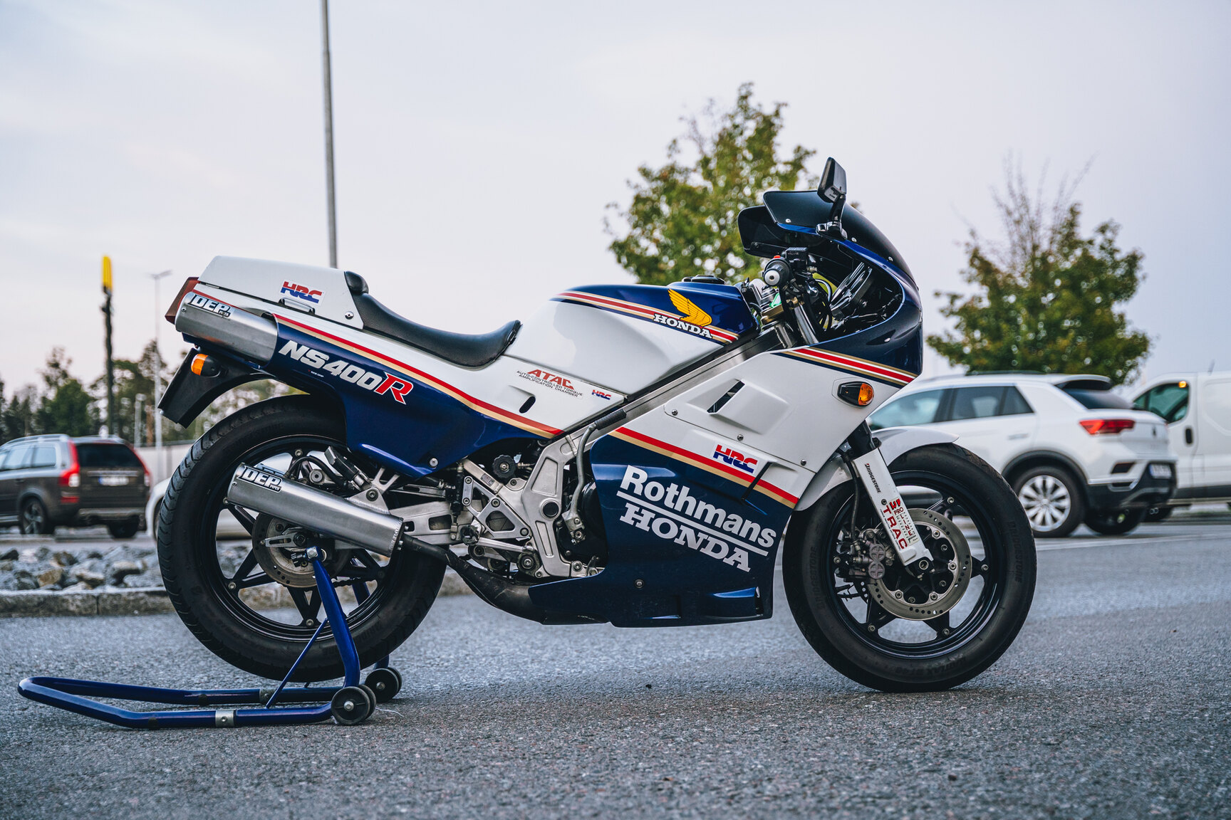 Aussenfoto 1986 Honda NS400R Rothmans Replica