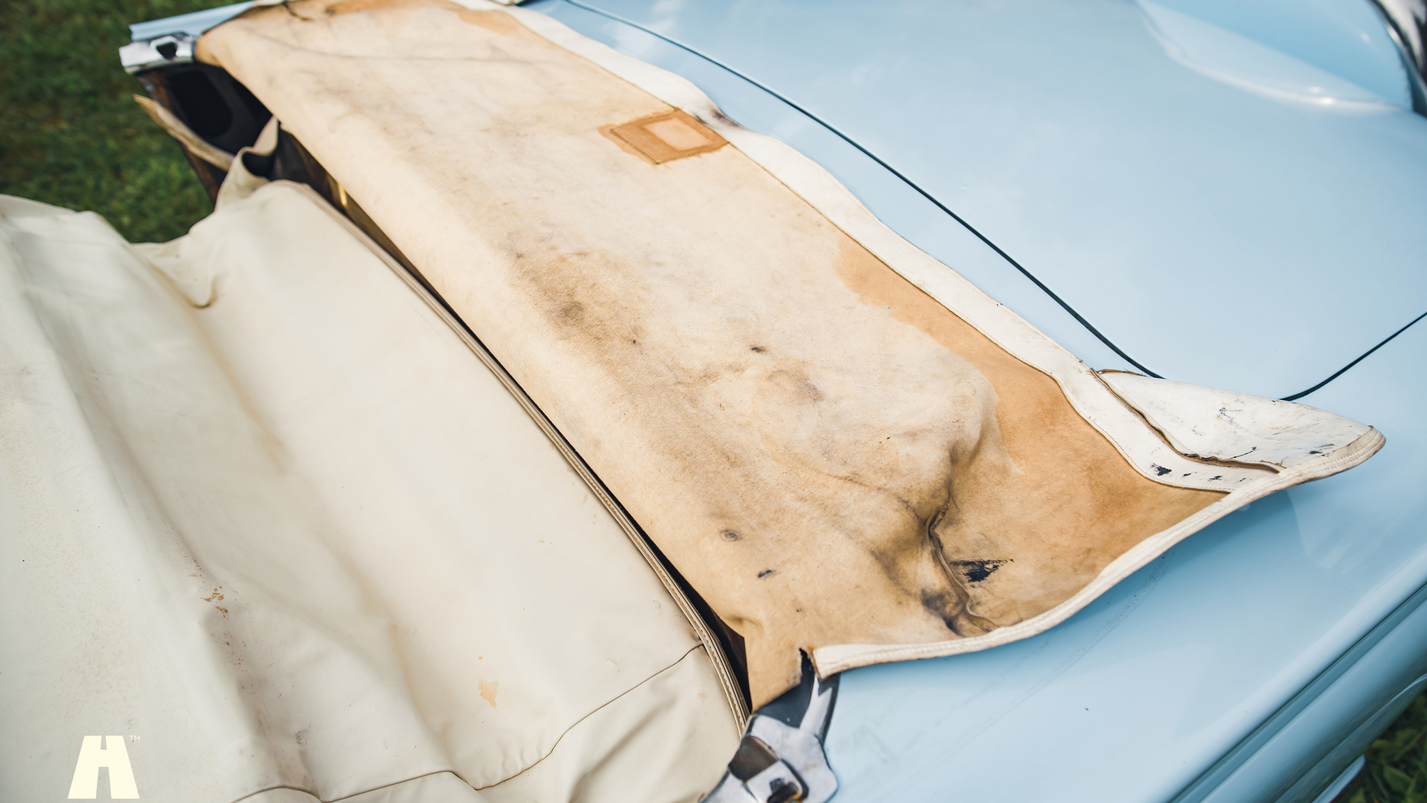 Exterior image of 1957 Ford Thunderbird D-Code
