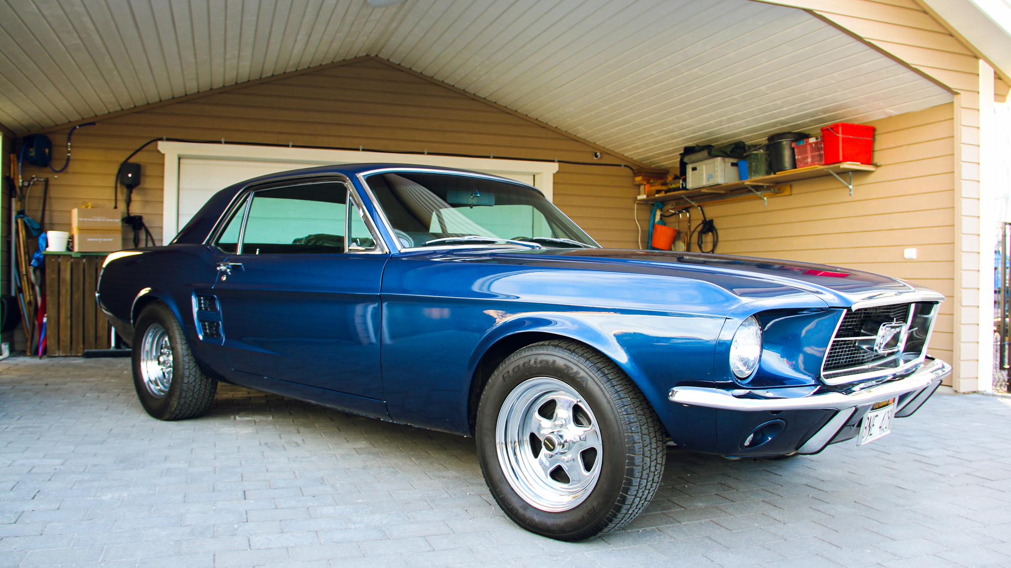 Exteriörbild på 1967 Ford Mustang 305ci HT (1)