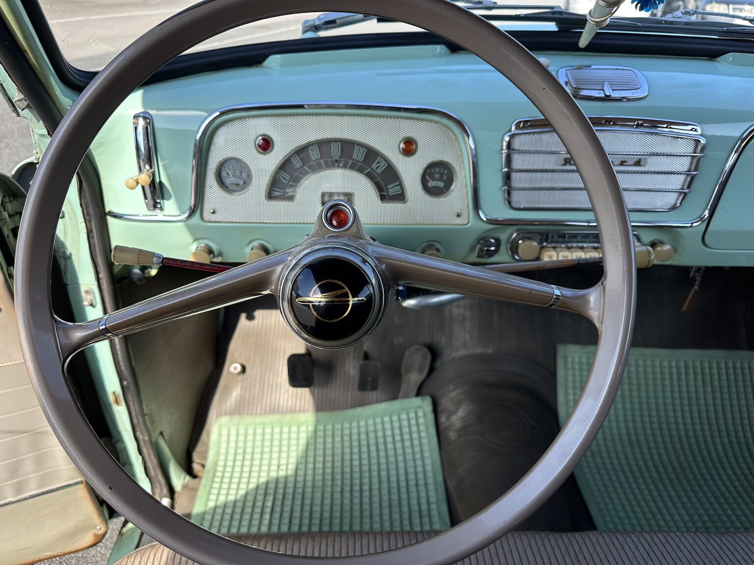 Interiörbild 1956 Opel Olympia Rekord