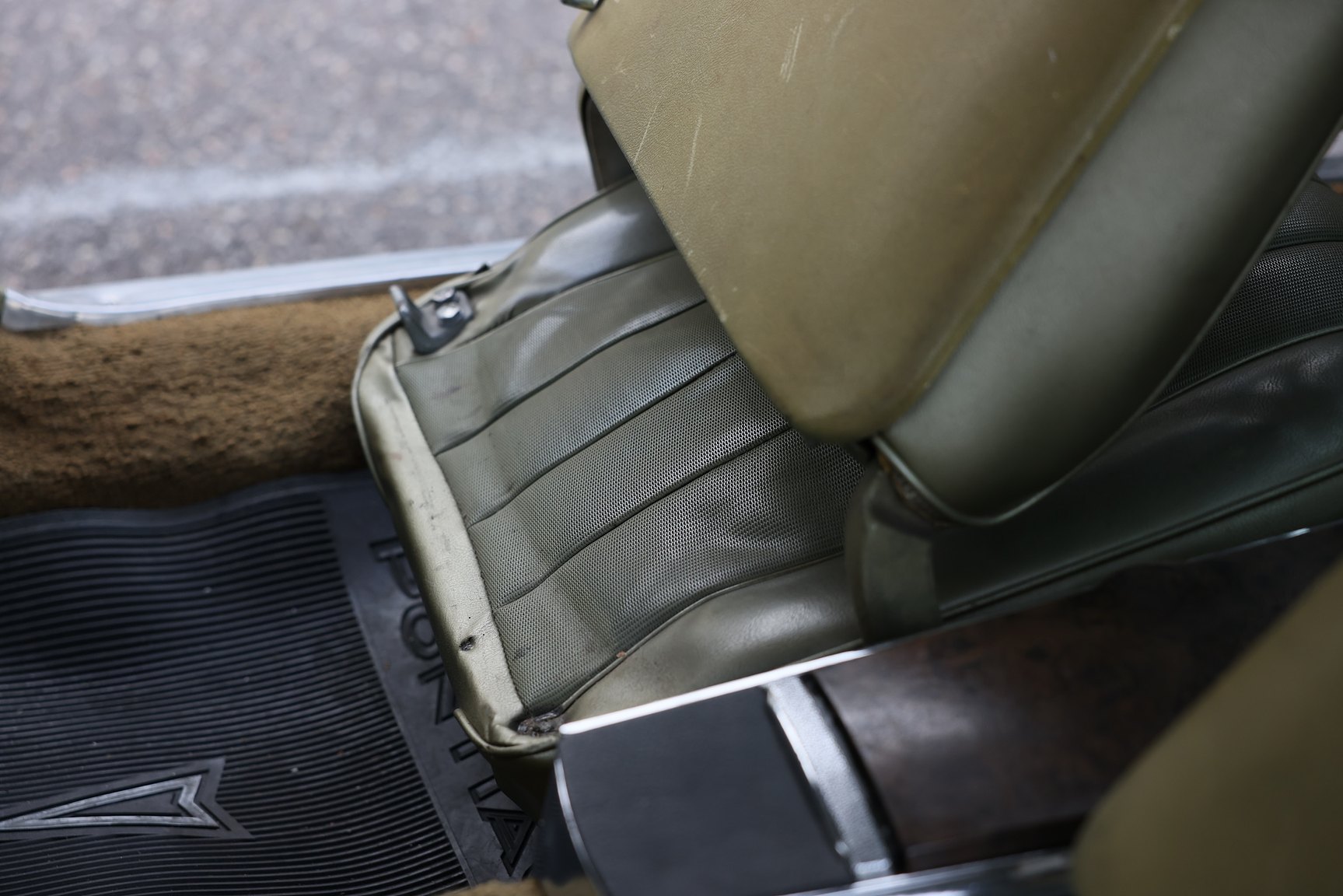 Interior image of 1968 Pontiac Firebird 400 Ram Air