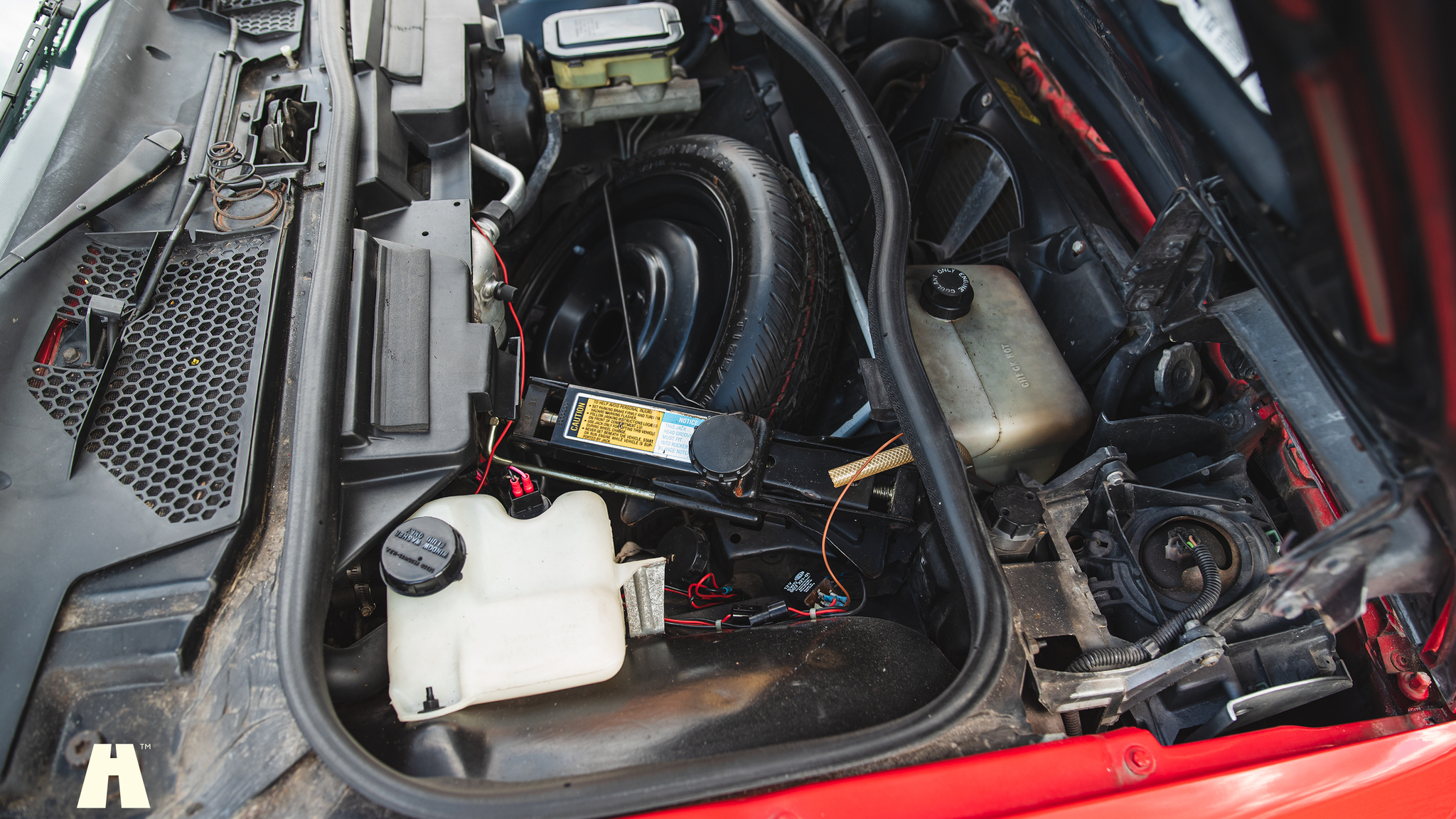 Image of 1985 Pontiac Fiero GT mechanics (79)