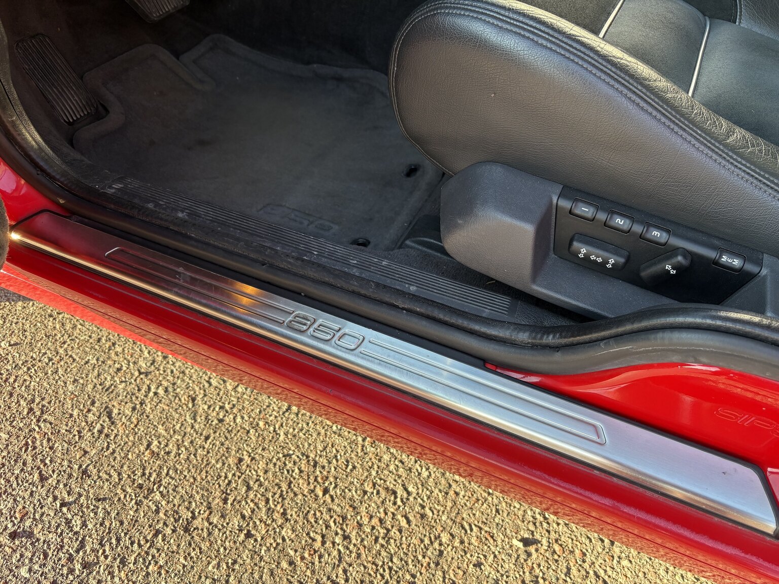 Interior image of 1996 Volvo 850 R