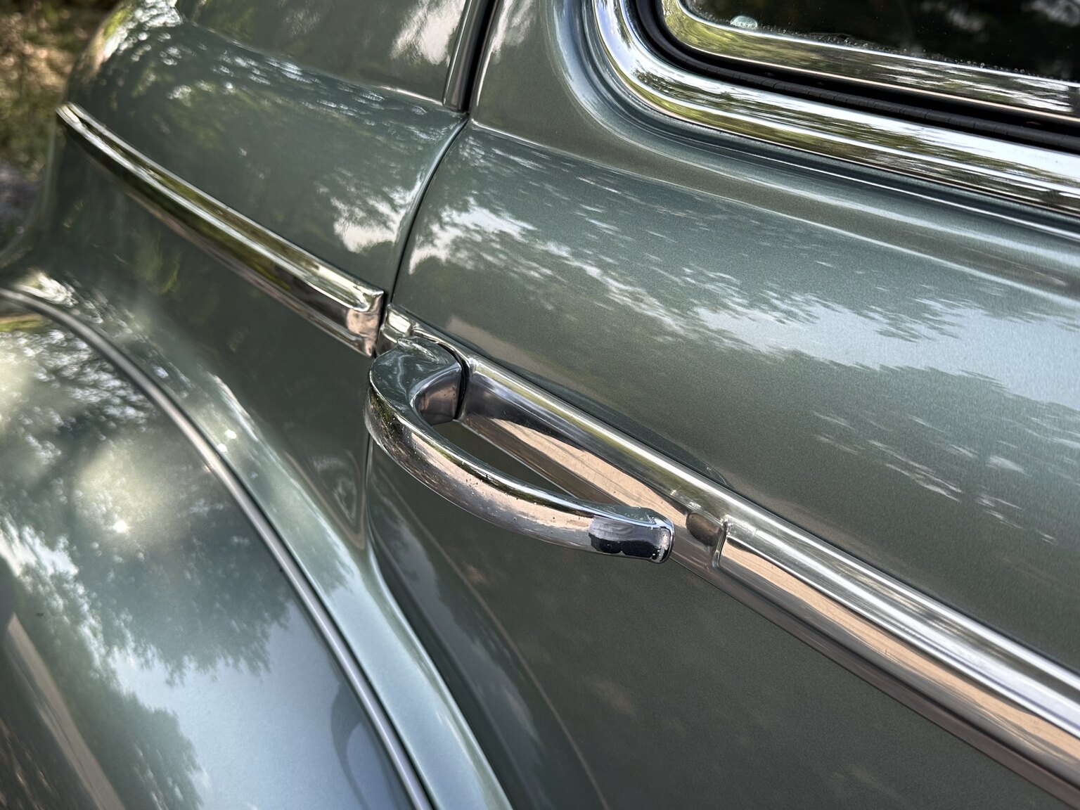 Exterior image of Buick Sedan Special 8