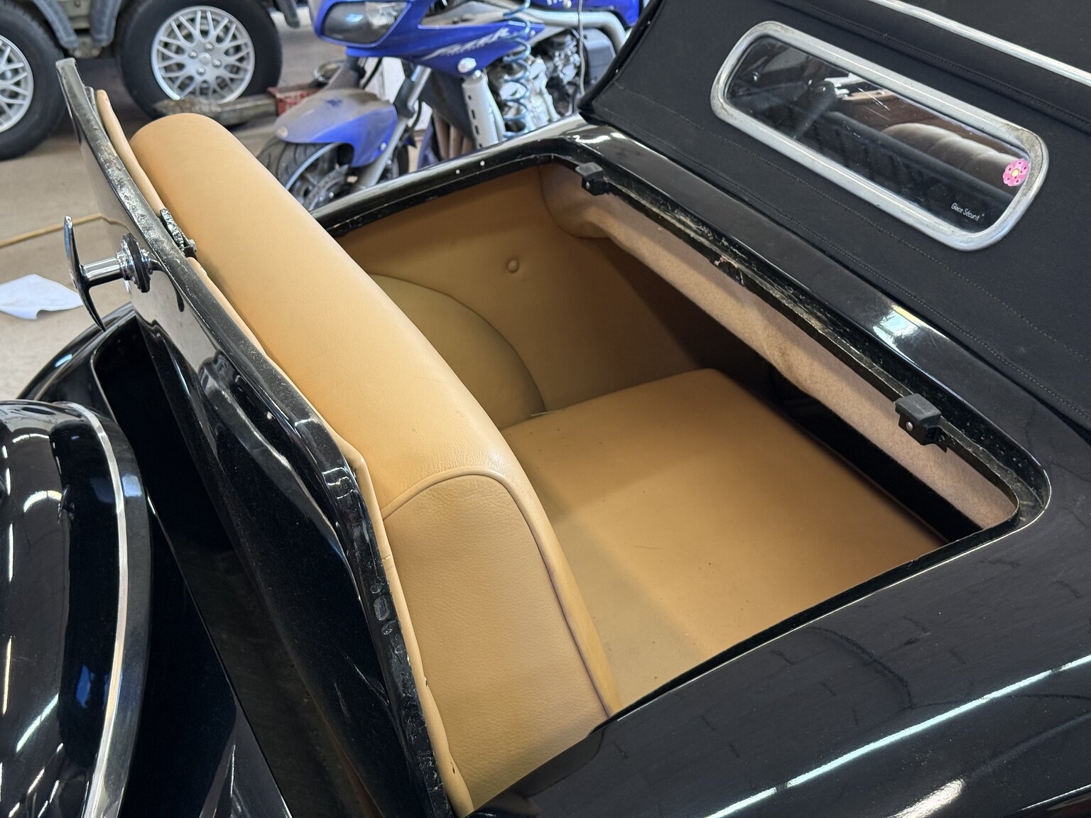Interiörbild 1939 Citroën Berline 11 Sport Convertible