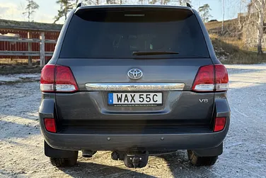 #<Image:0x00007fa04c9fb7c8>