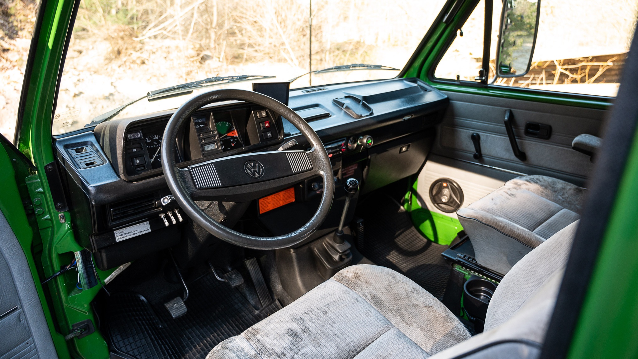 Interior image of 1992 Volkswagen T3 Kombi Syncro 16" Westfalia