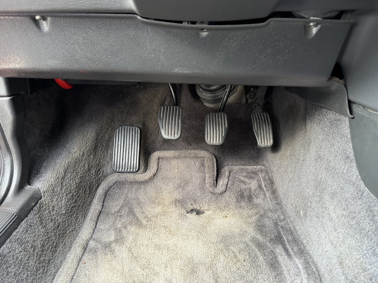 Interior image of 1996 Volvo 850 R "T-Röd"