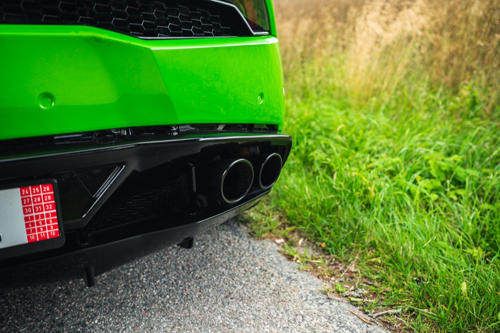 Exterior image of 2016 Lamborghini Huracan LP-610-4