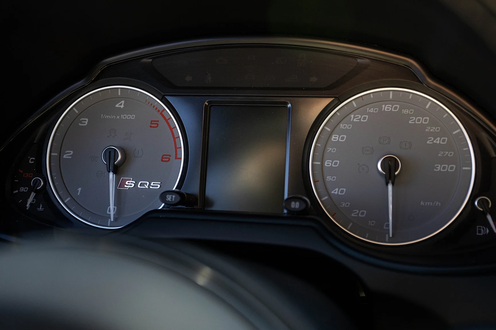 Interior image of 2017 Audi SQ 5 Plus TDI (14)