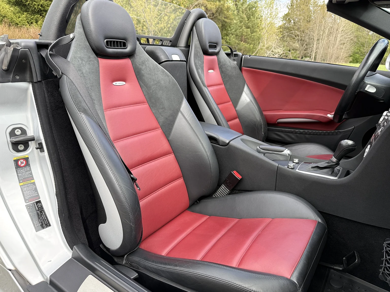 Innenraumfoto von 2005 Mercedes-Benz SLK 55 (55)