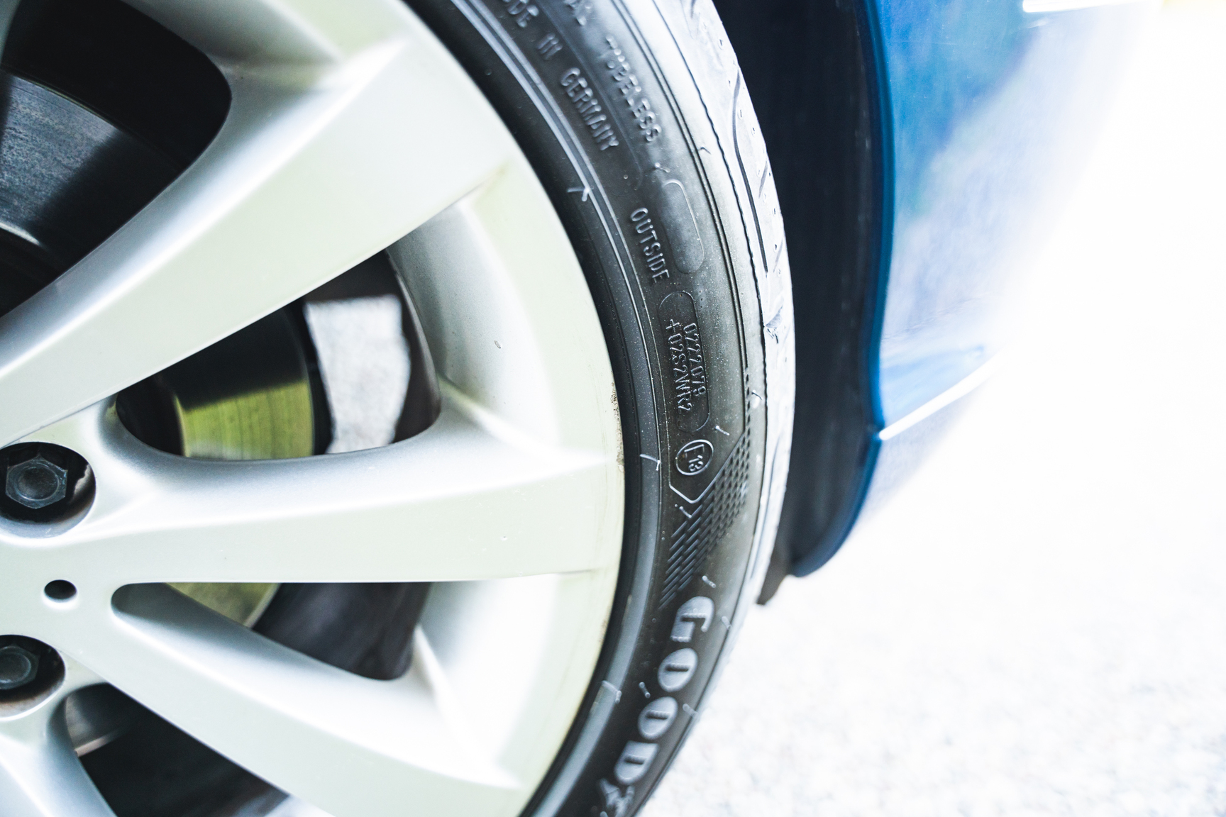 Exteriörbild på 2001 BMW E46 325 Cabriolet