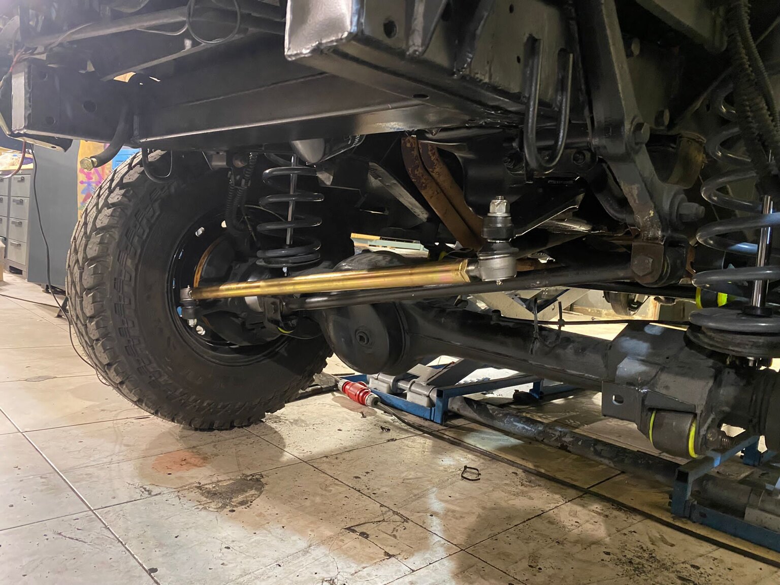 Image of 1991 Range Rover Restomod mechanics