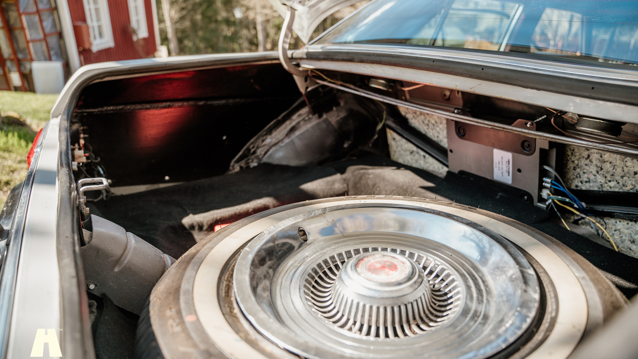 Innenraumfoto von 1976 Ford Mercury Monarch Ghia (44)