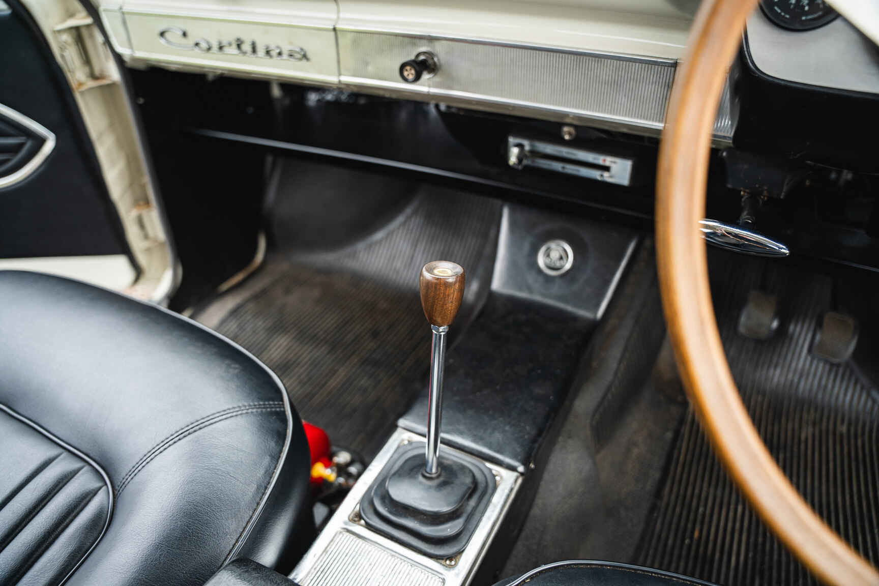 Interiörbild 1963 Ford Cortina Lotus