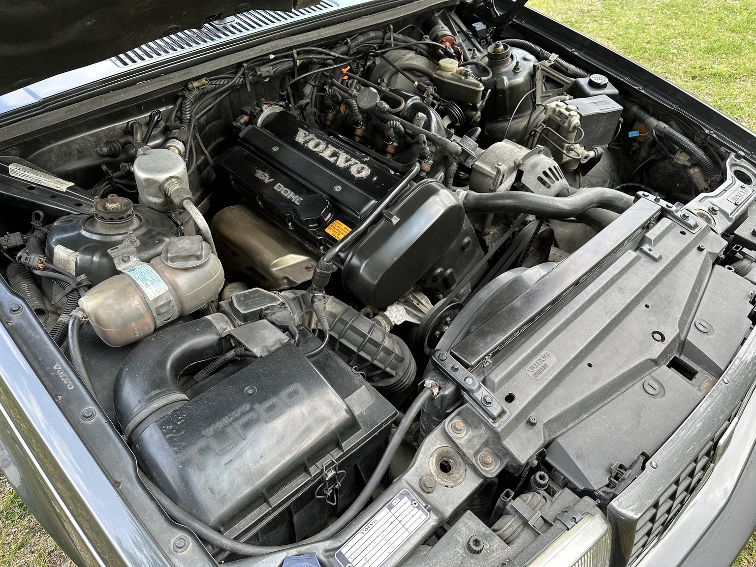 Image of 1990 Volvo 740 Turbo 16s mechanics
