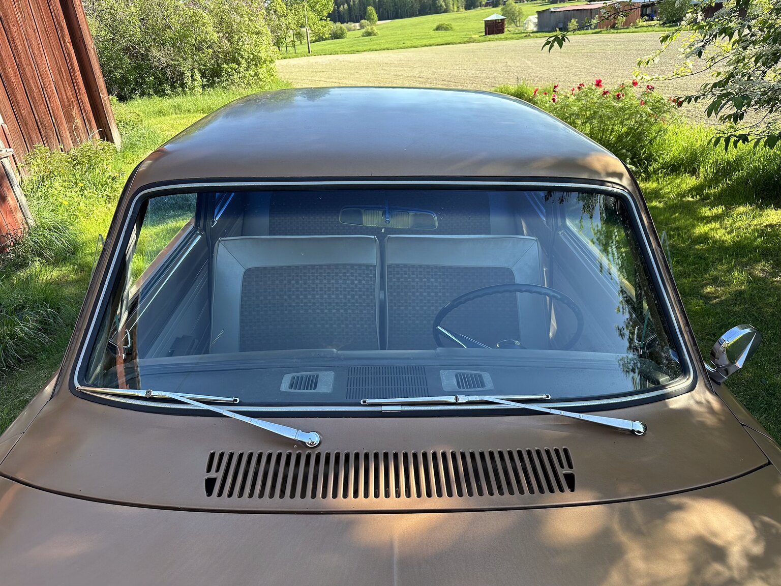 Exterior image of 1966 Plymouth Valiant 100 2-door Sedan (74)