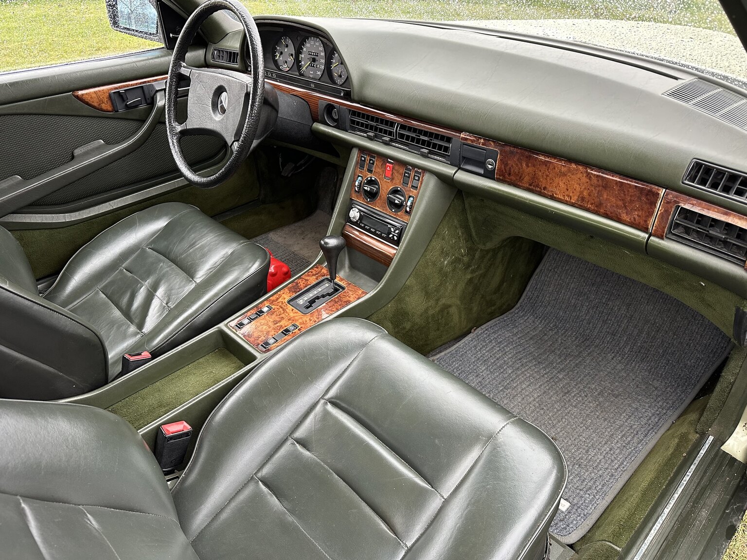 Interiörbild 1983 Mercedes-Benz 500 SEC