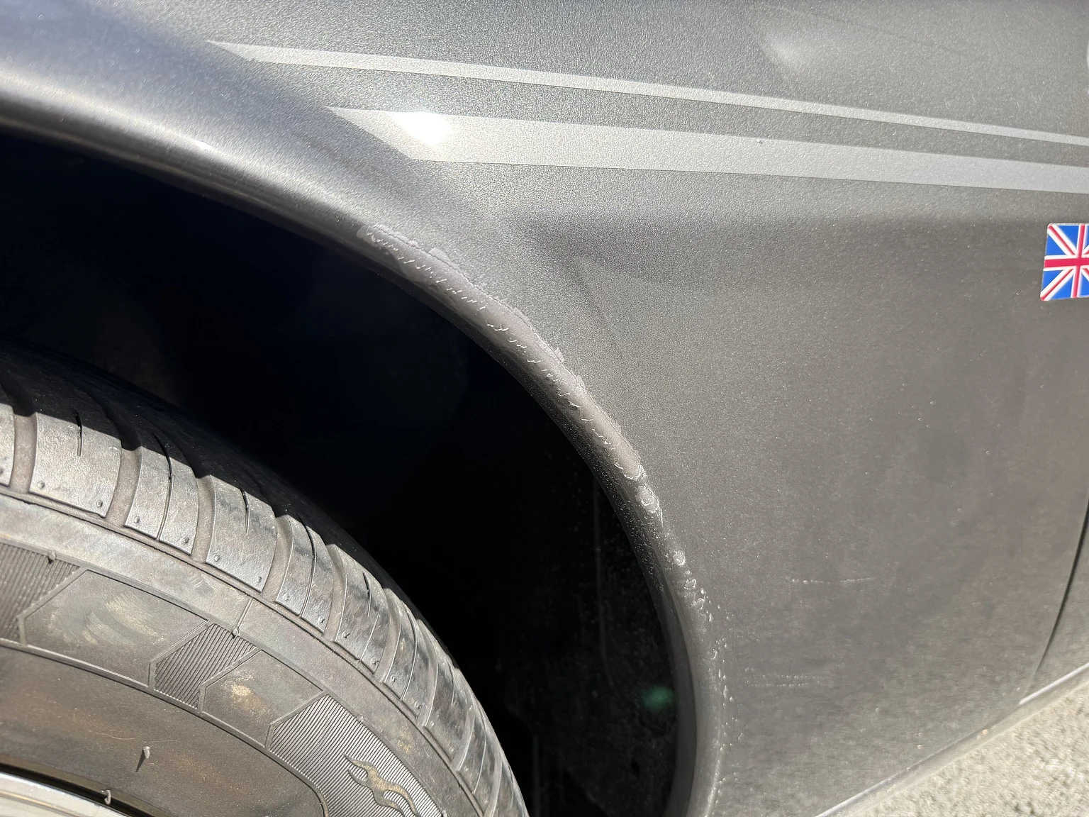 Exteriörbild på 1985 Jaguar XJS HE (32)