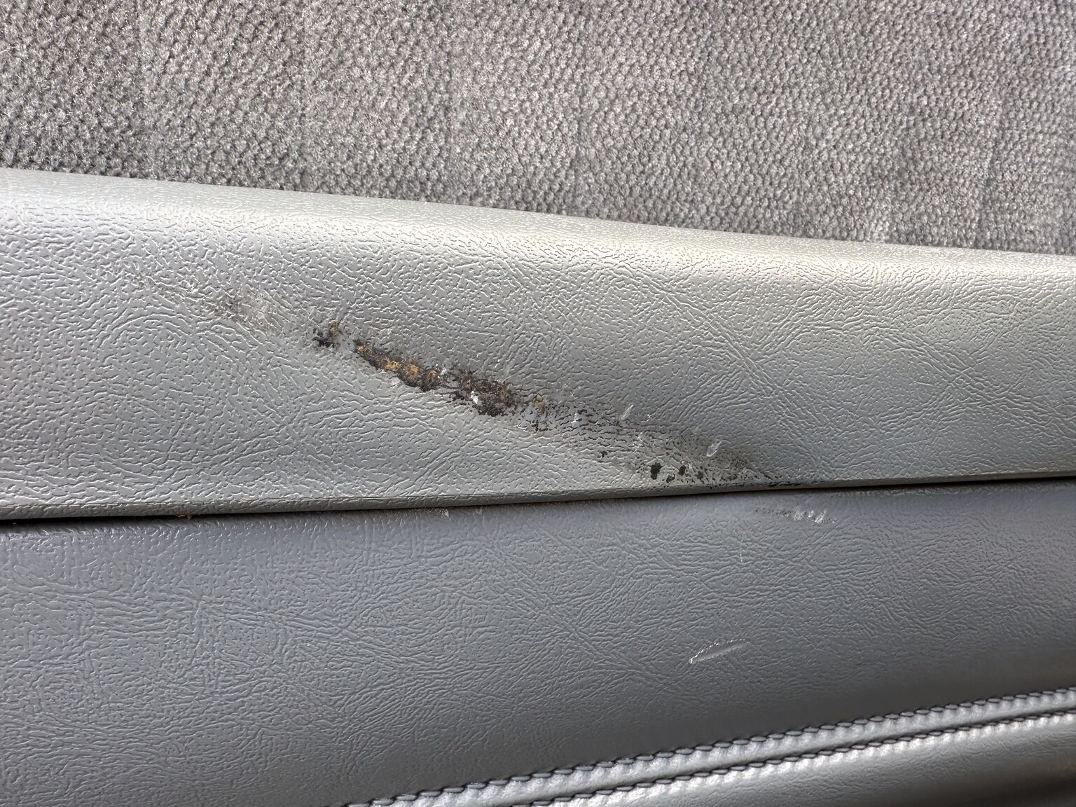 Interior image of 1987 Buick Grand National "GNX" (12)