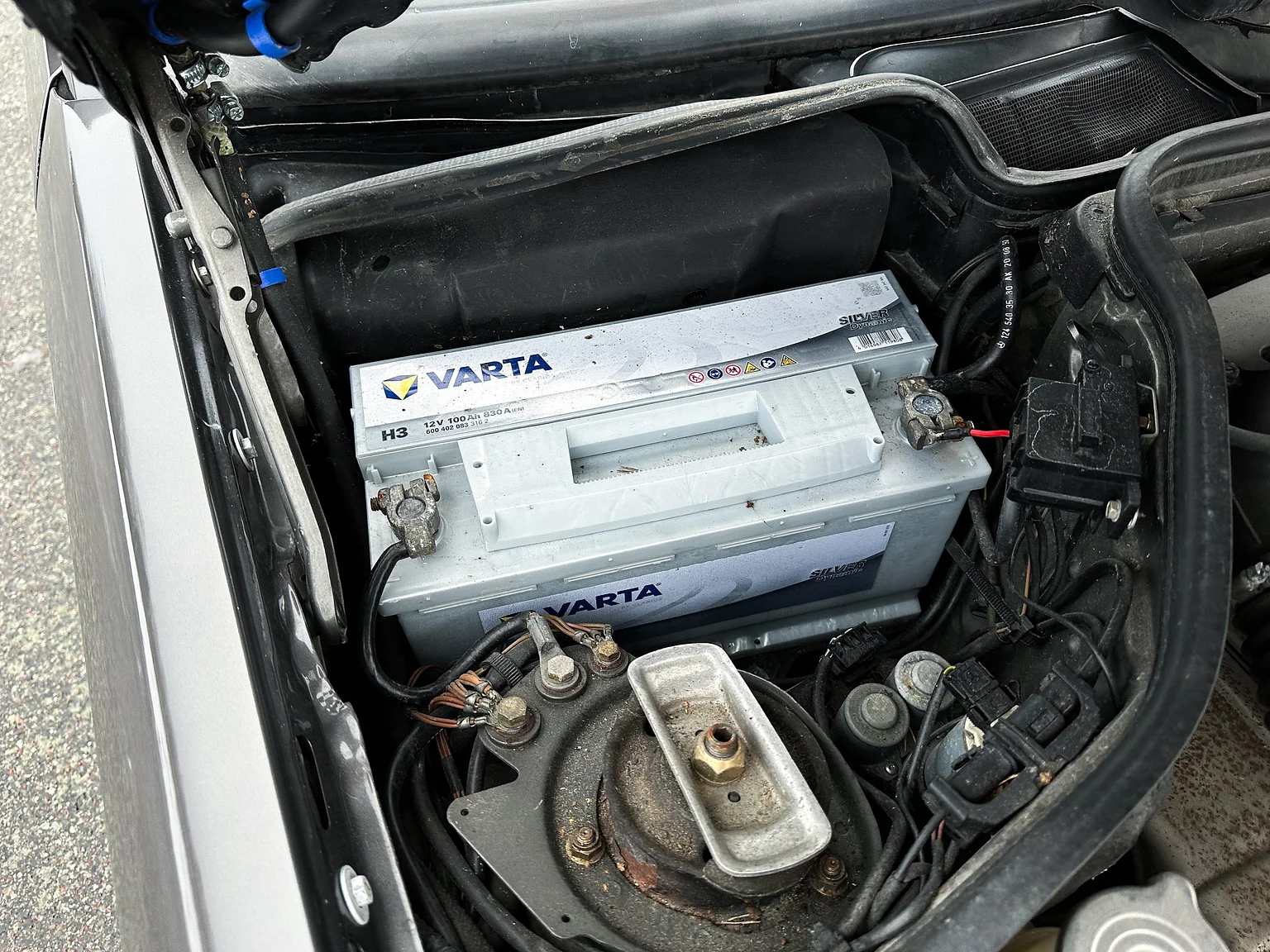 Image of 1993 Mercedes-Benz E 320 "AMG" mechanics (6)