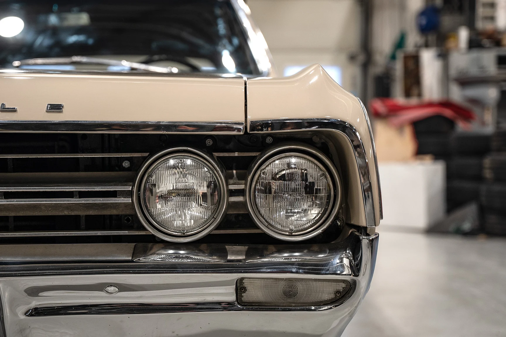 Exterior image of 1964 Oldsmobile Cutlass Convertible (16)