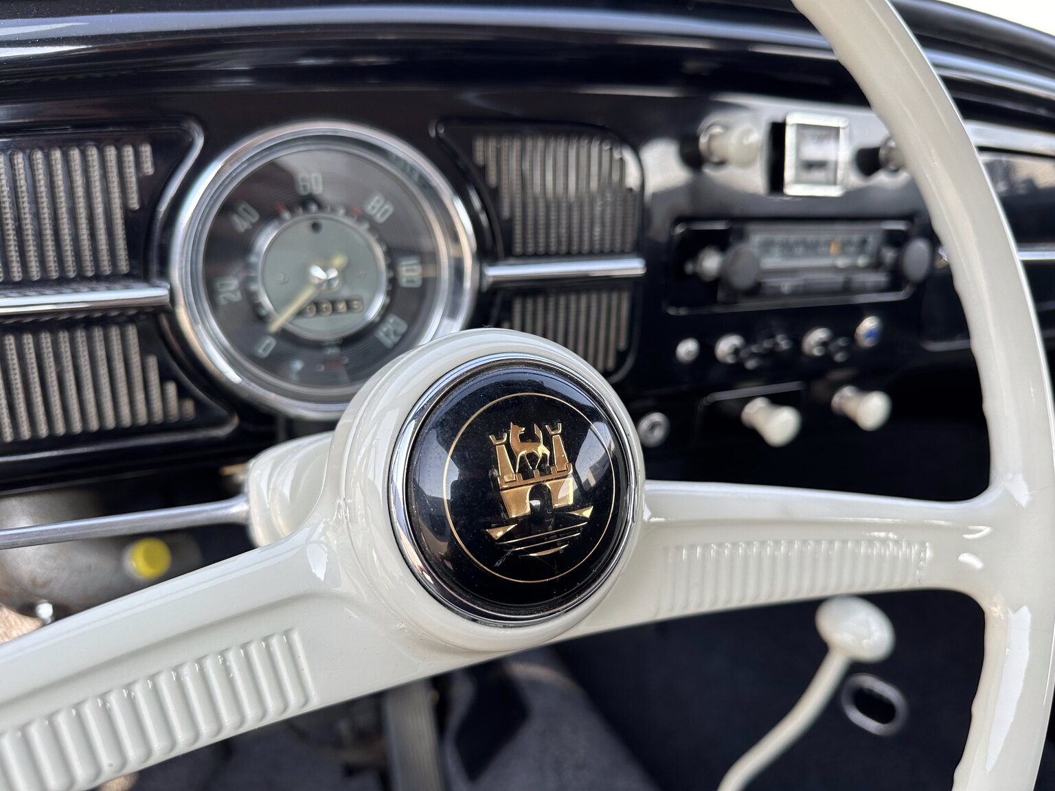 Interiörbild 1958 Volkswagen 1200 Beetle