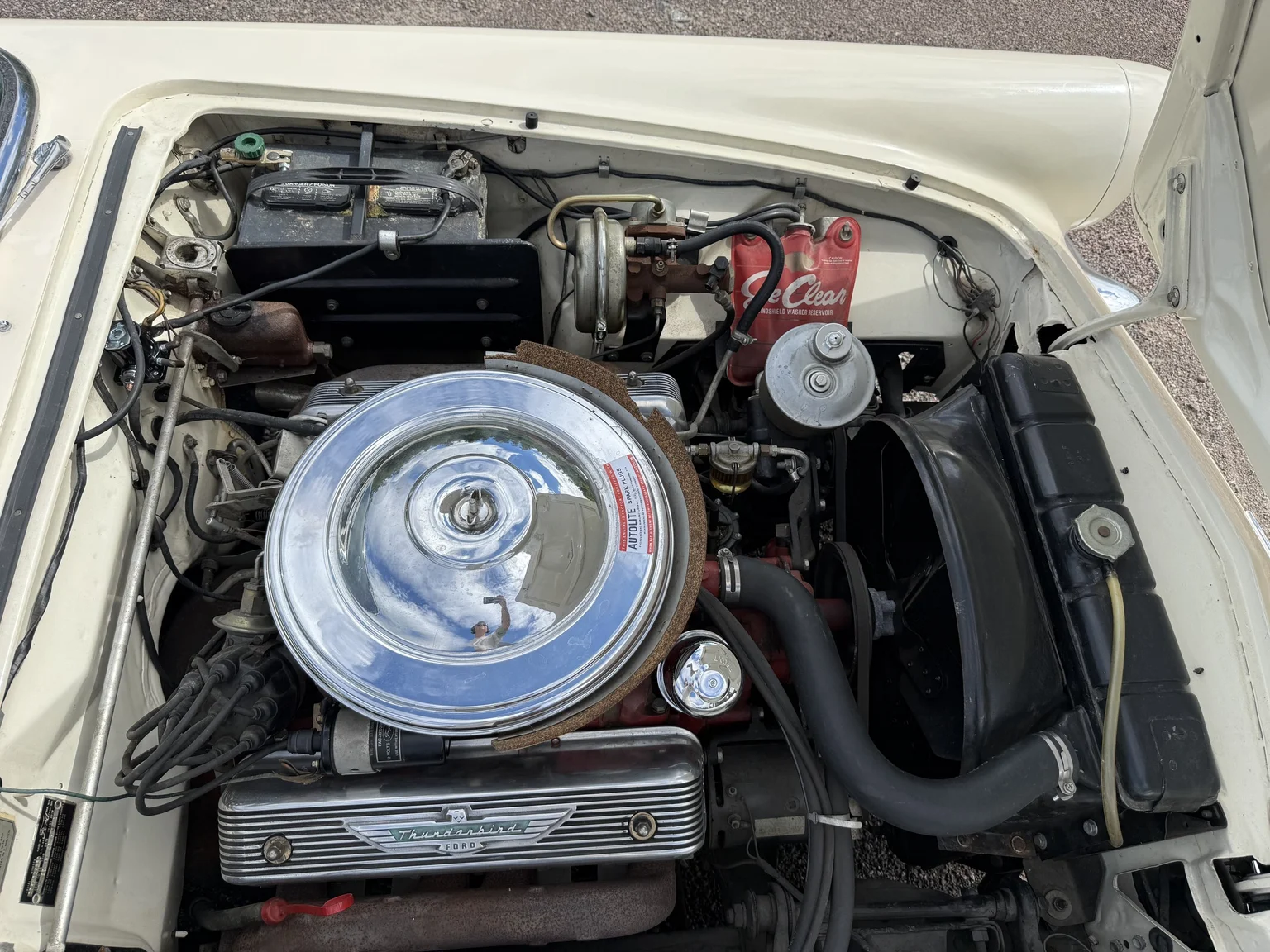 Image of 1957 Ford Thunderbird (7) mechanics