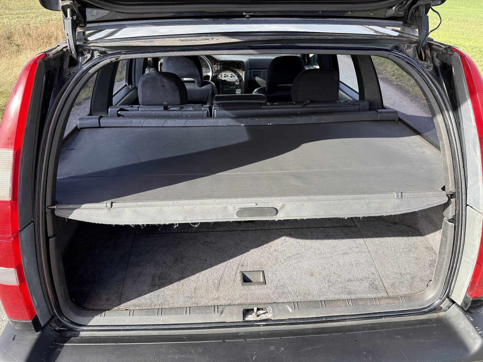 Interior image of 1995 VOLVO 855 T5R T-5R
