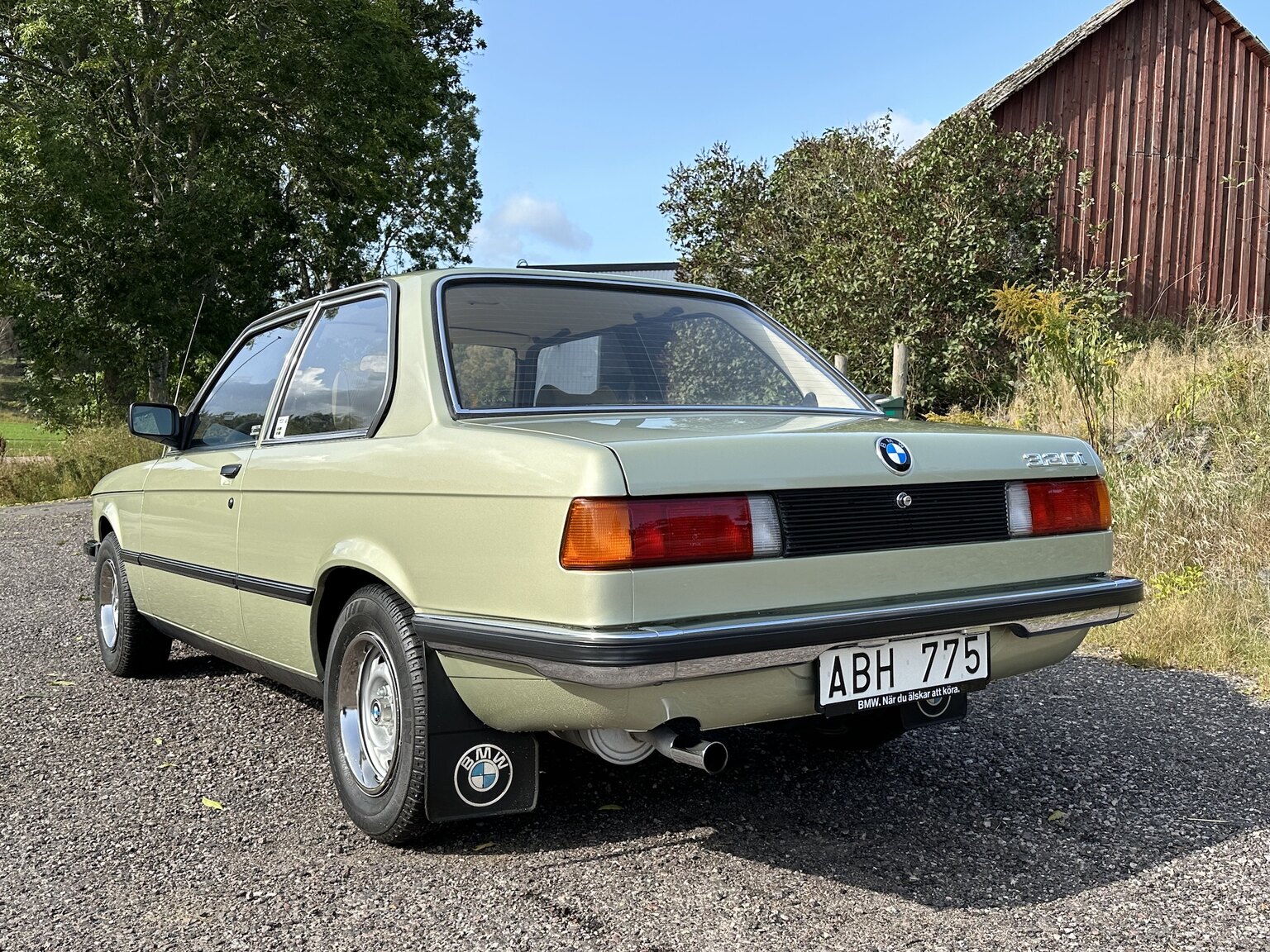 Exteriörbild på 1980 BMW 320i E21