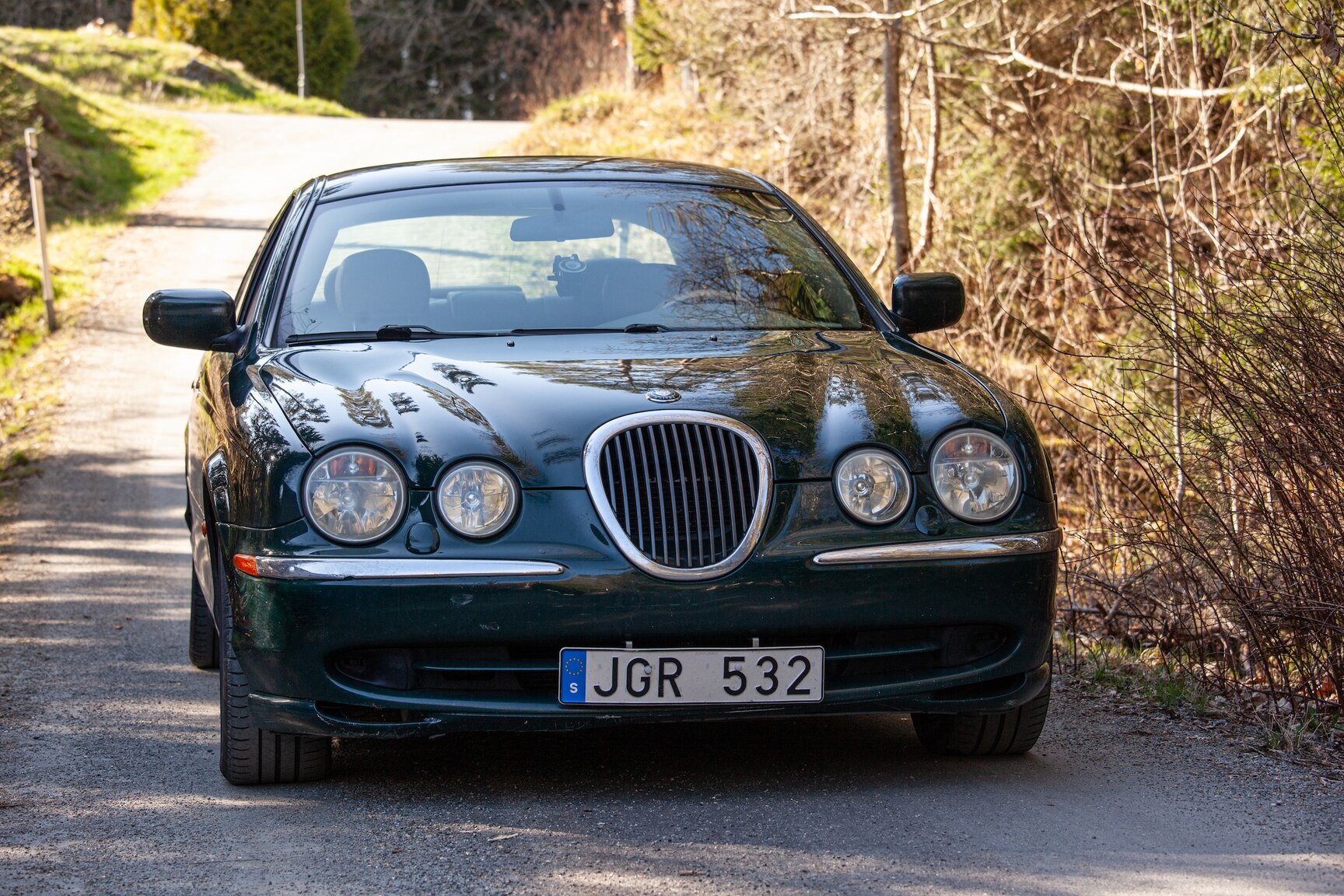 Exterior image of 1999 Jaguar S-Type V6