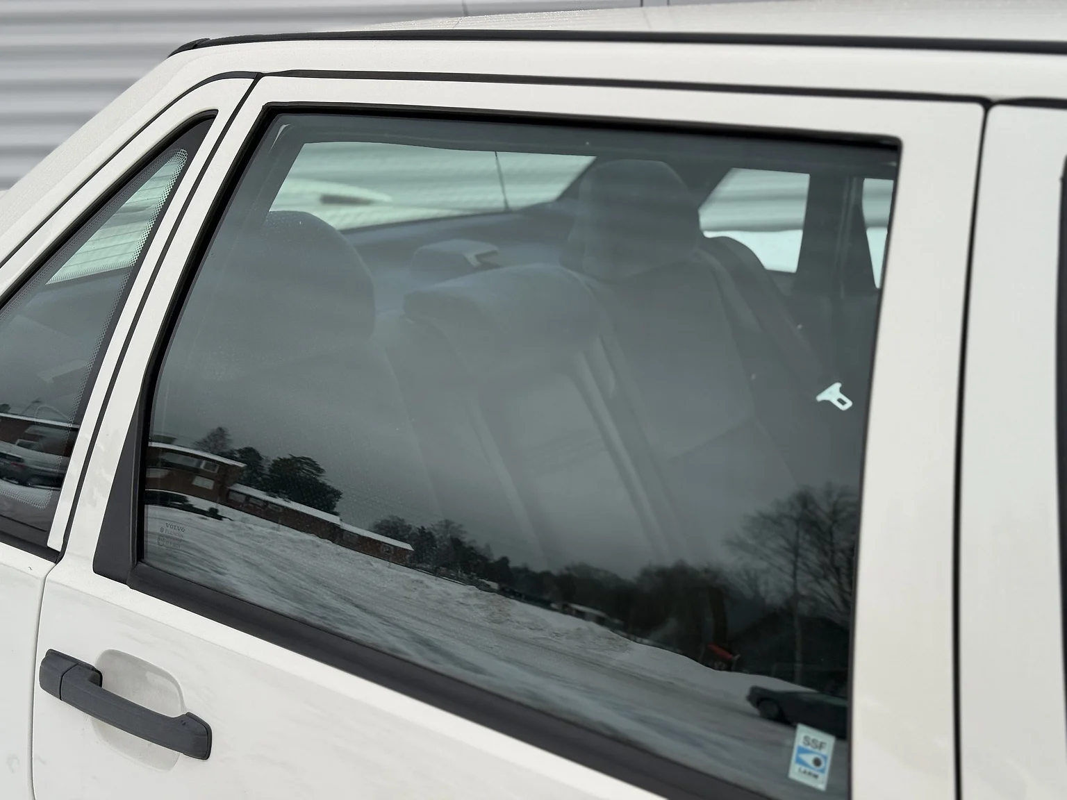 Exteriörbild på 1994 Volvo 850 2.5 SE (61)