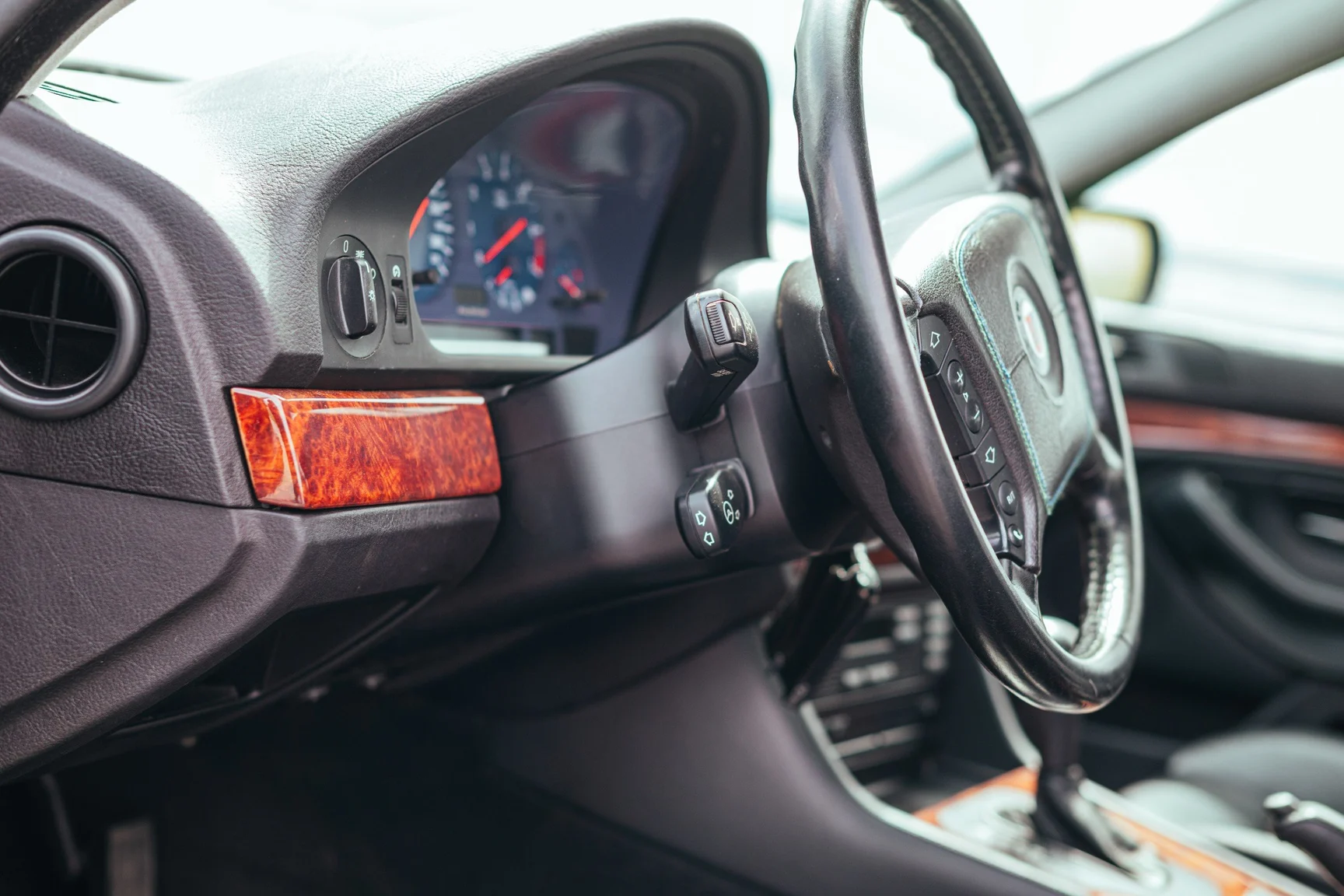 Interiörbild 1999 ALPINA B10 V8 (6)
