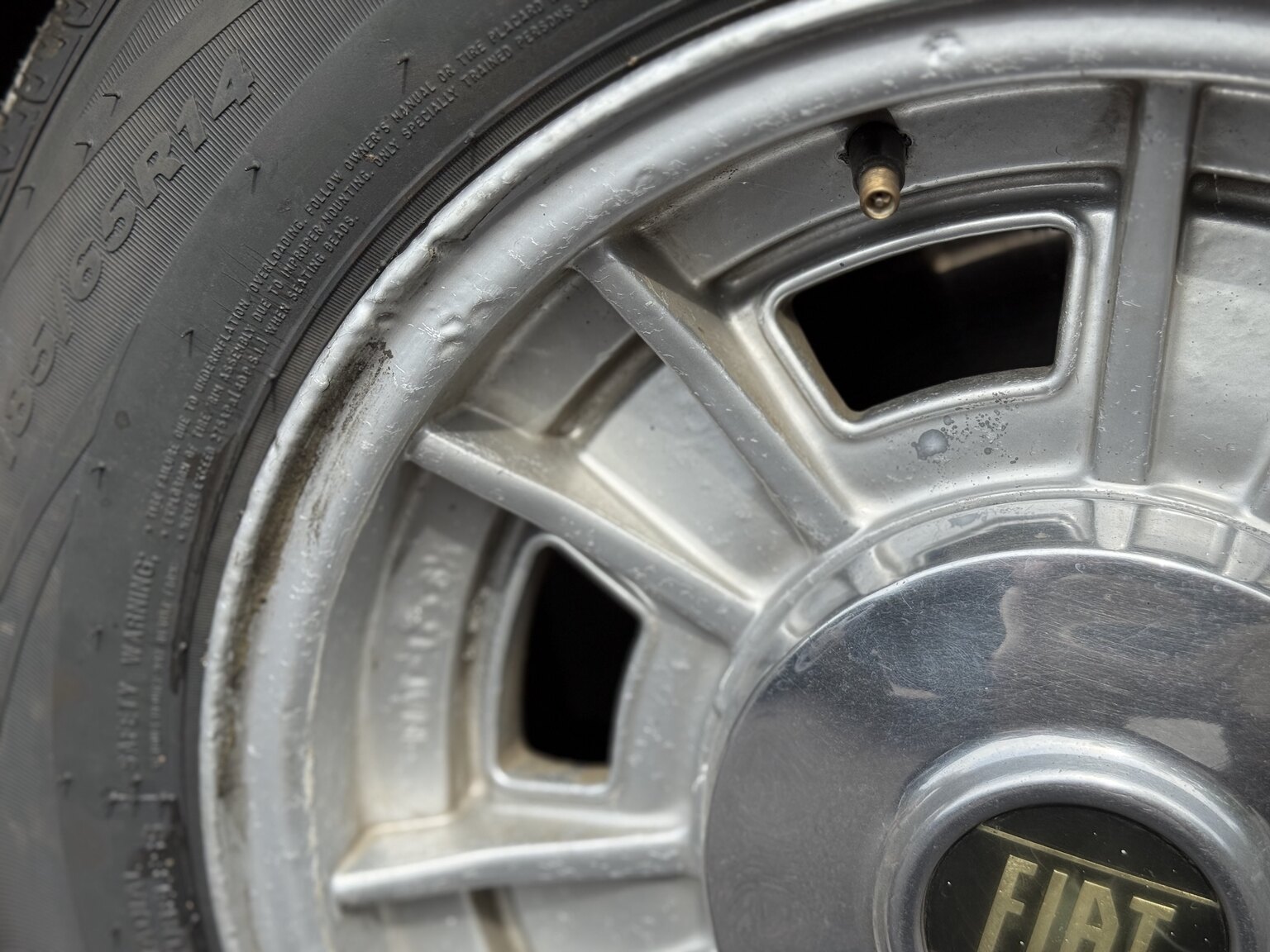 Exterior image of 1968 Fiat Dino Spider