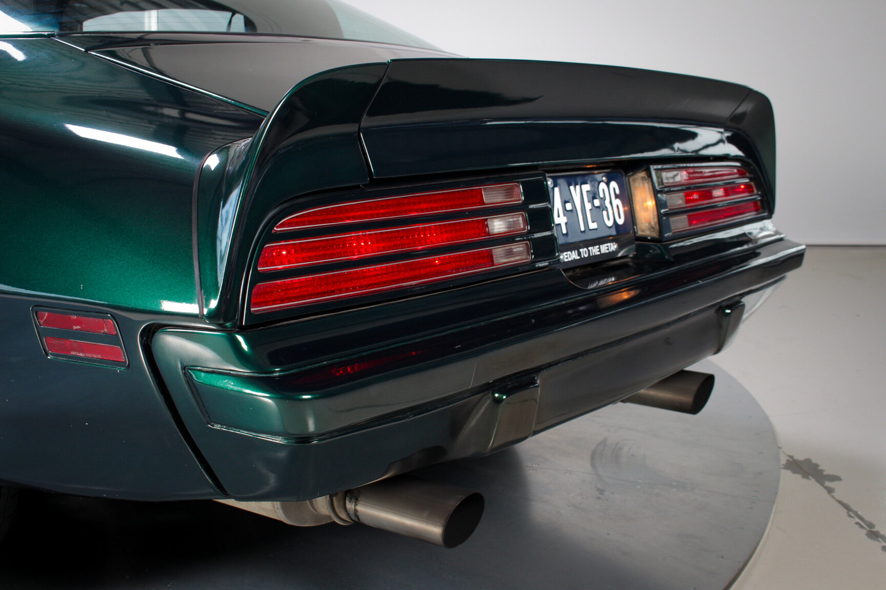 Exterior image of 1975 Pontiac Firebird Formula