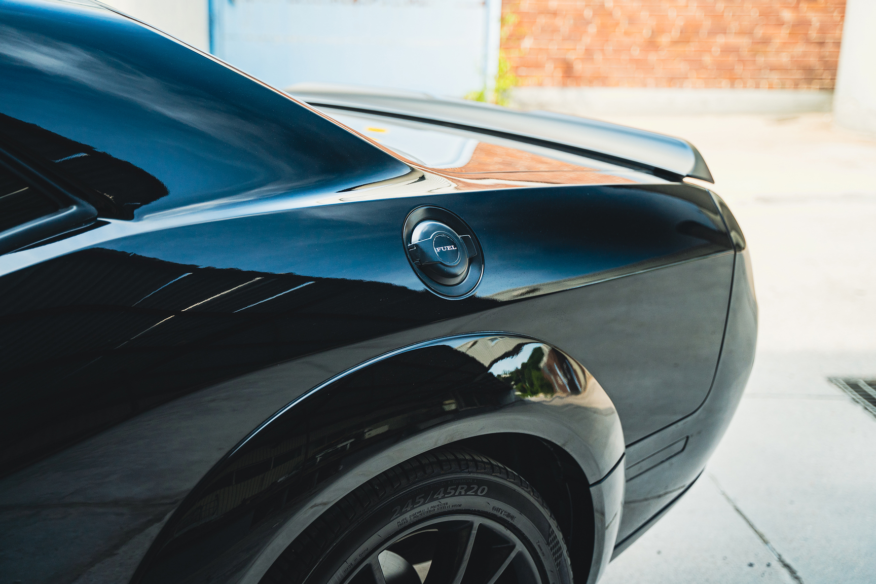 Exteriörbild på 2018 Dodge Challenger Wide Body