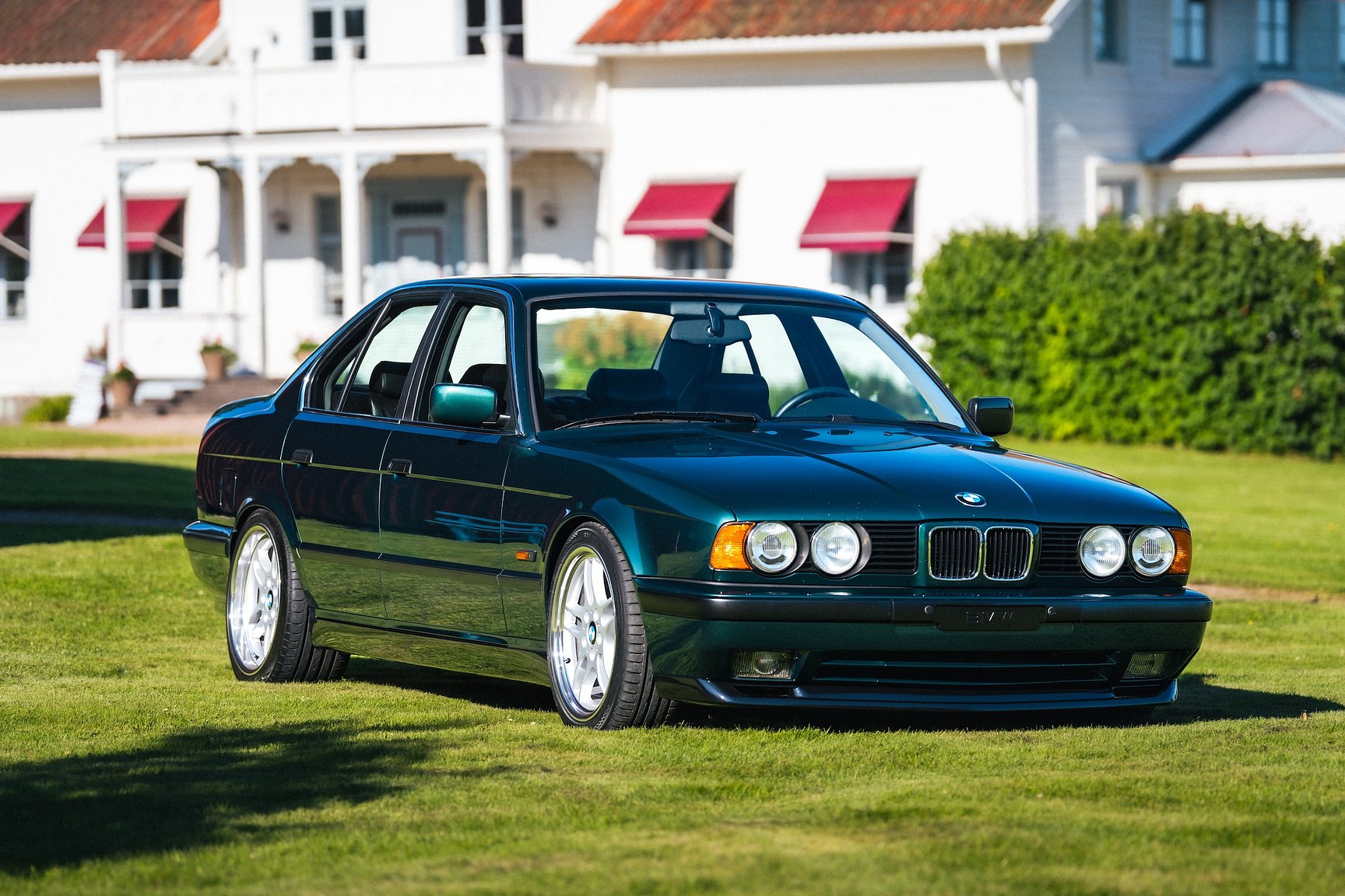 Exterior image of 1993 BMW 525 tds "No Reserve Auction"