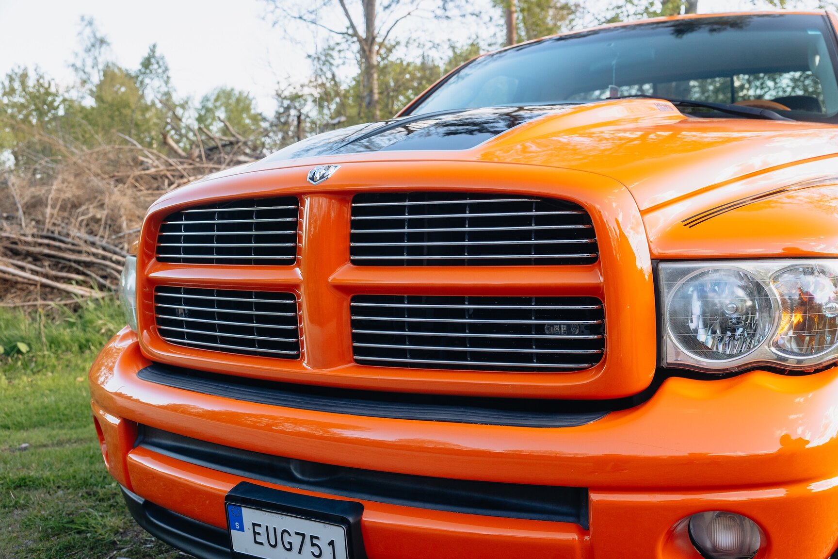Exterior image of 2004 Dodge Ram HEMI GTX 