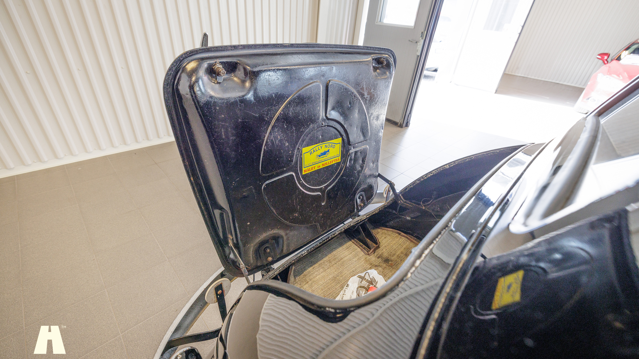 Interior image of 1950 Mercedes Benz 170 va (90)