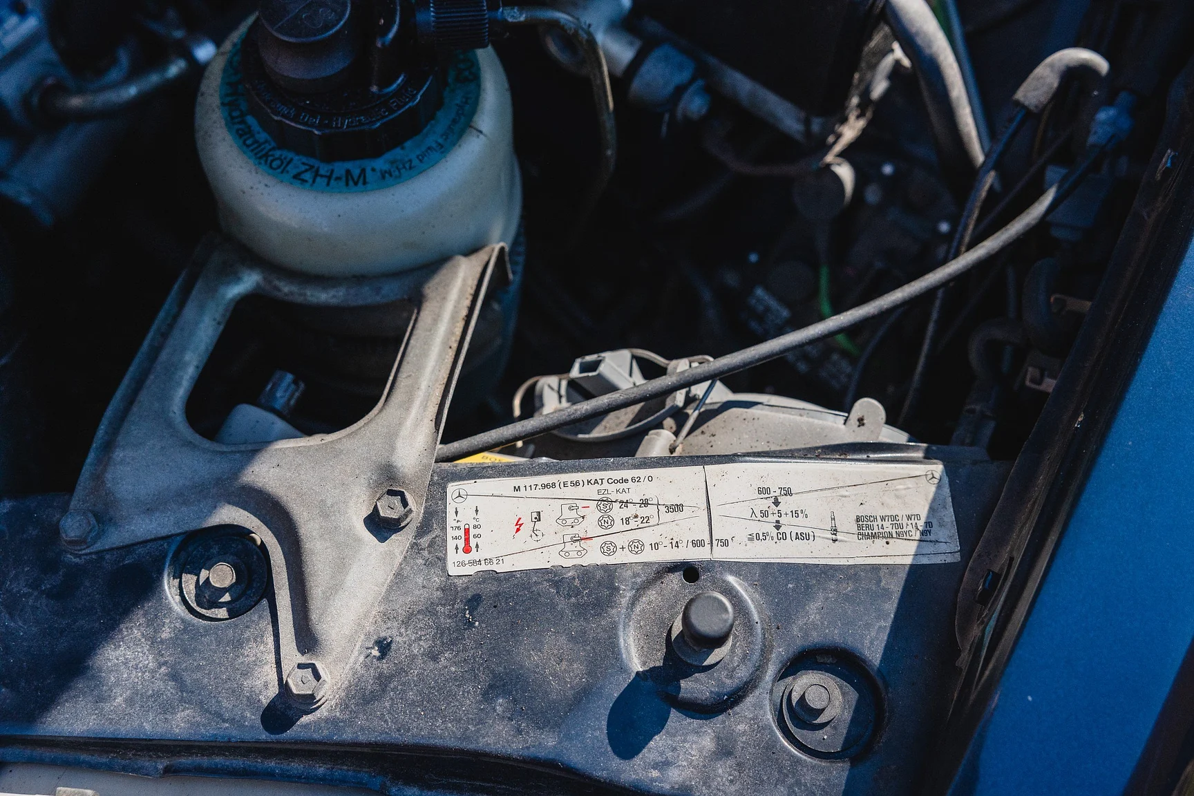 Image of 1986 Mercedes-Benz 560 SEC  mechanics (3)