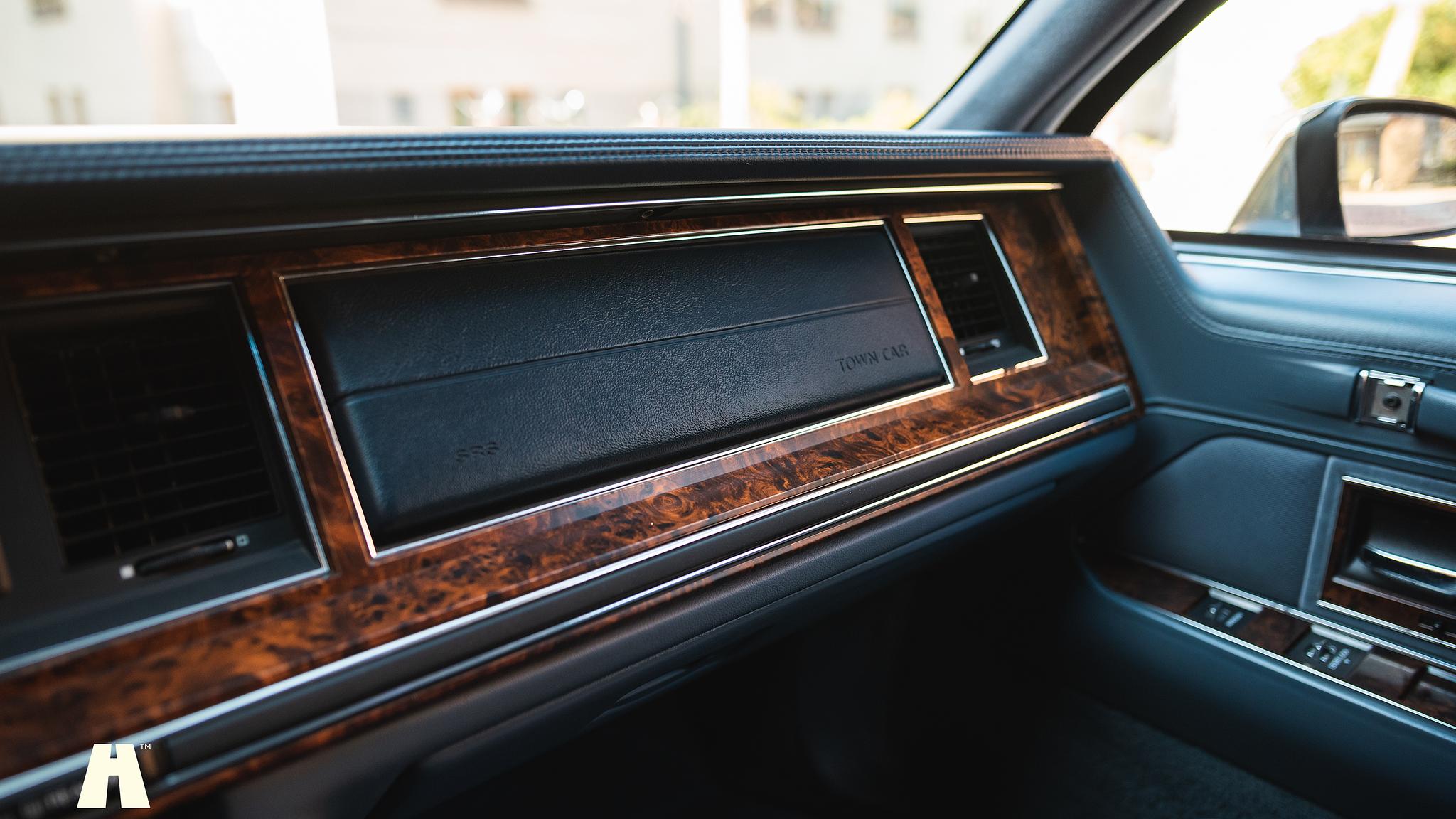 Interiörbild 1992 Lincoln Town Car Limousine 