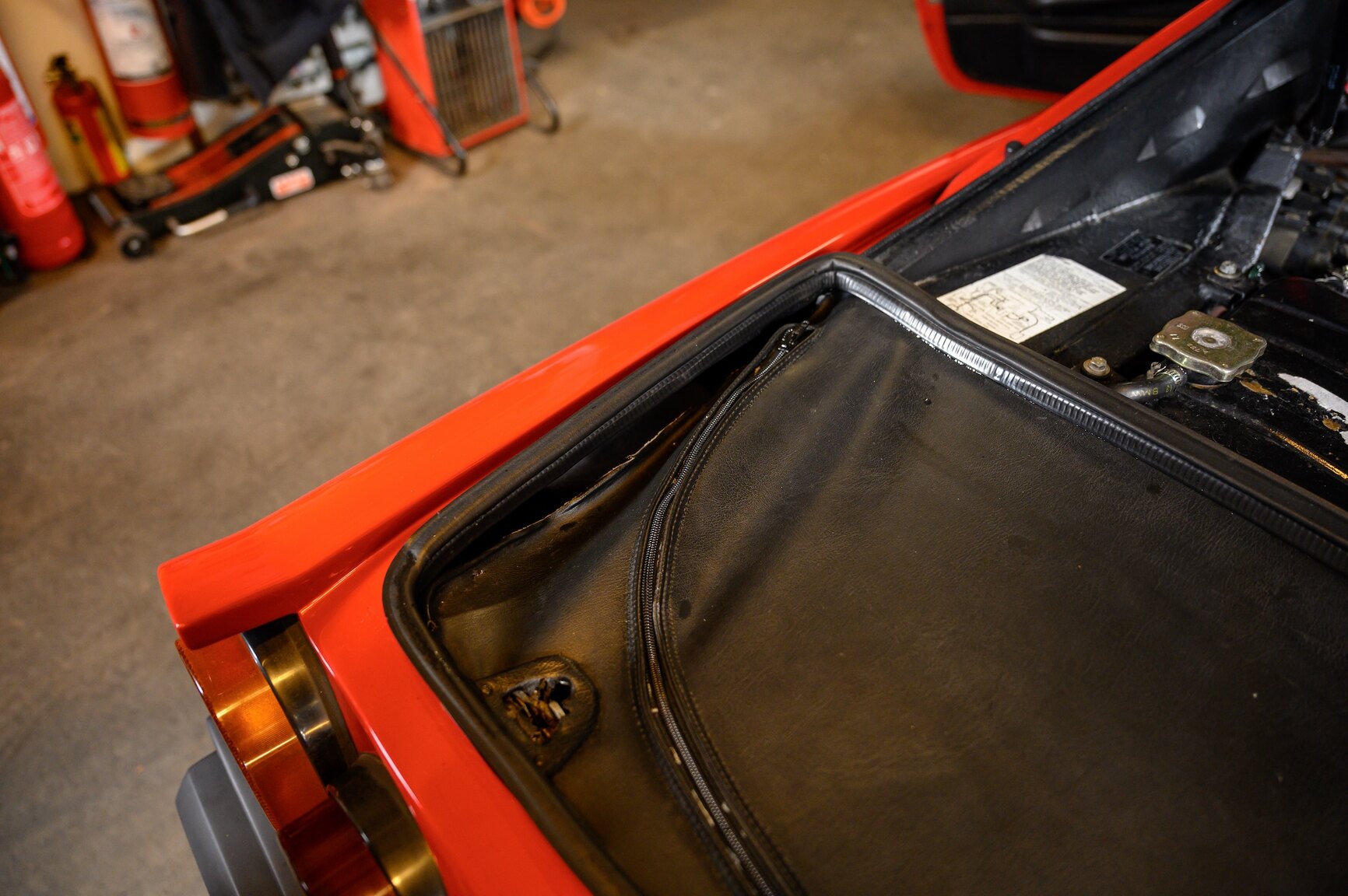 Interiörbild 1982 Ferrari 308 GTSI