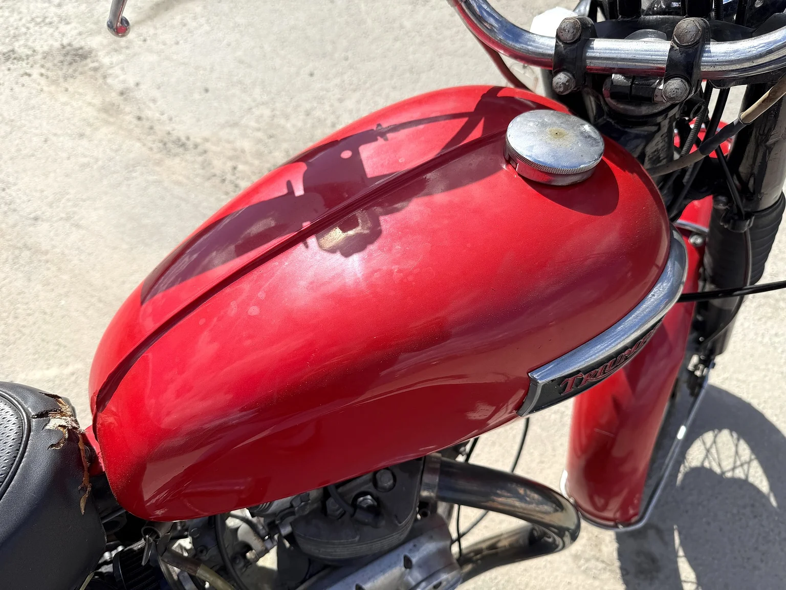 Aussenfoto 1971 Triumph Daytona 500 (16)