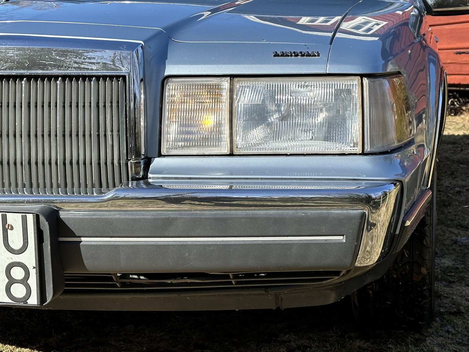 Exteriörbild på 1987 Lincoln Mark VII LSC