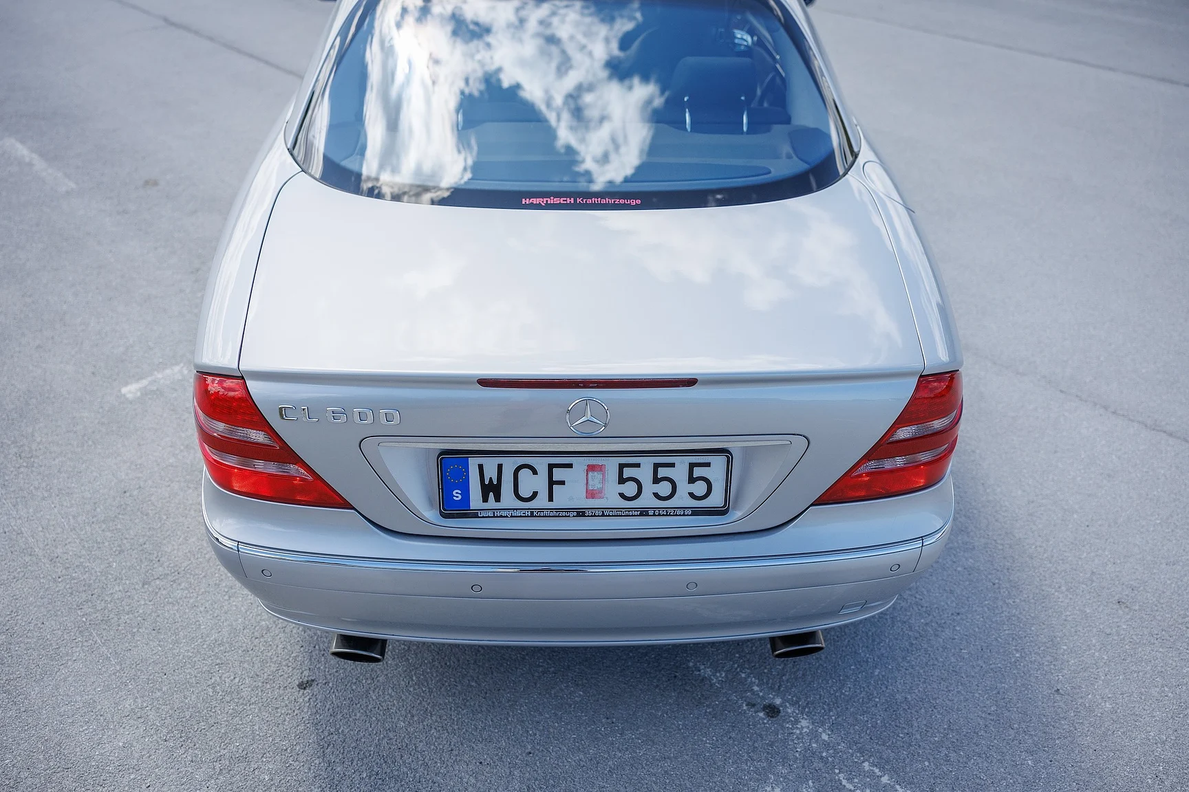 Exteriörbild på 2000 Mercedes-Benz CL 600 (29)